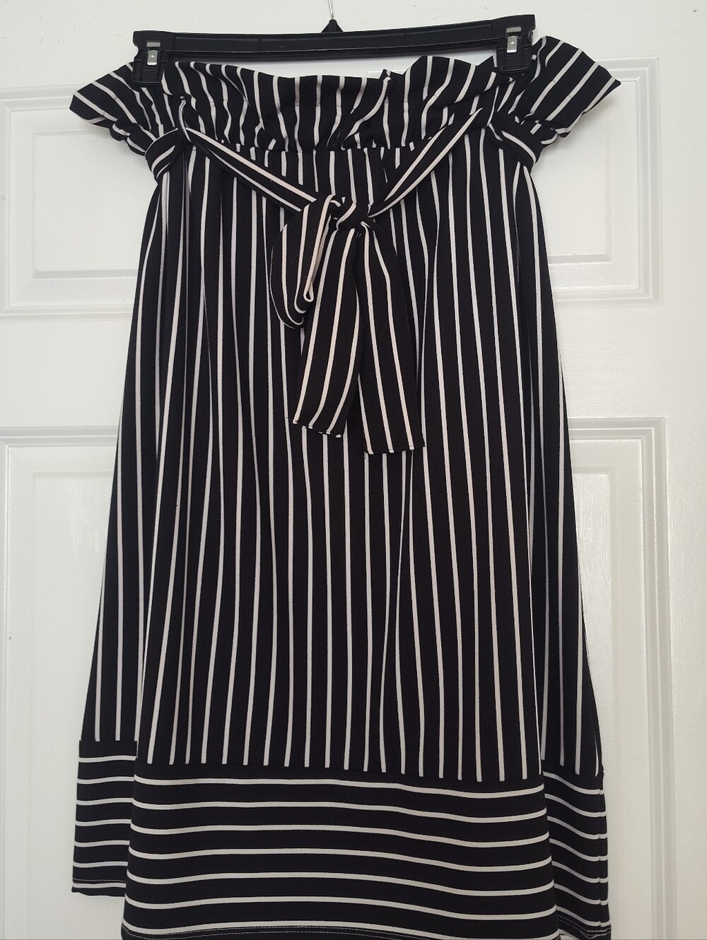 Black and White Striped Paper Bag Style Skirt with Waist Tie